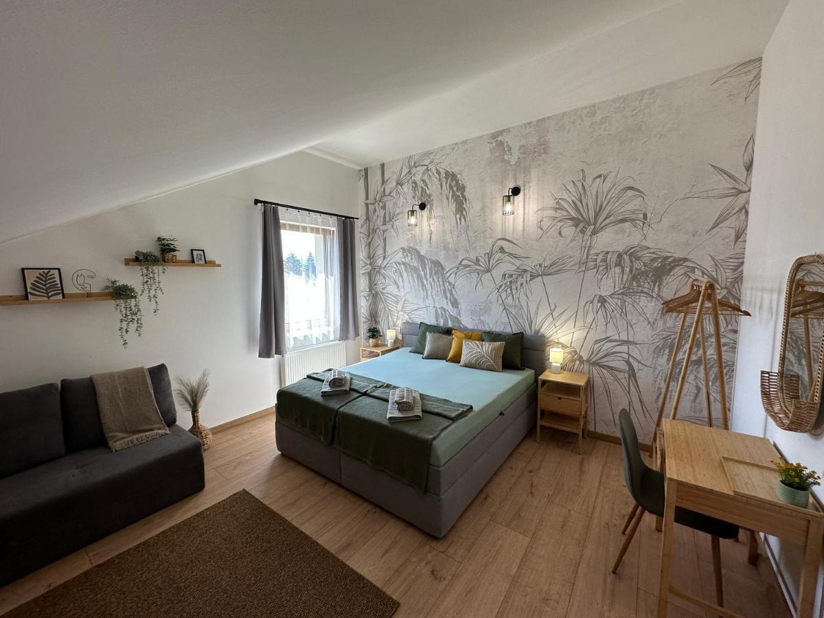 Green Apartment - City Centre - Main Square Liptovský Mikuláš Eksteriør bilde